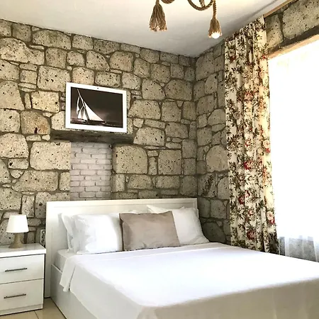 Bed & Breakfast Purlen Alaçatı